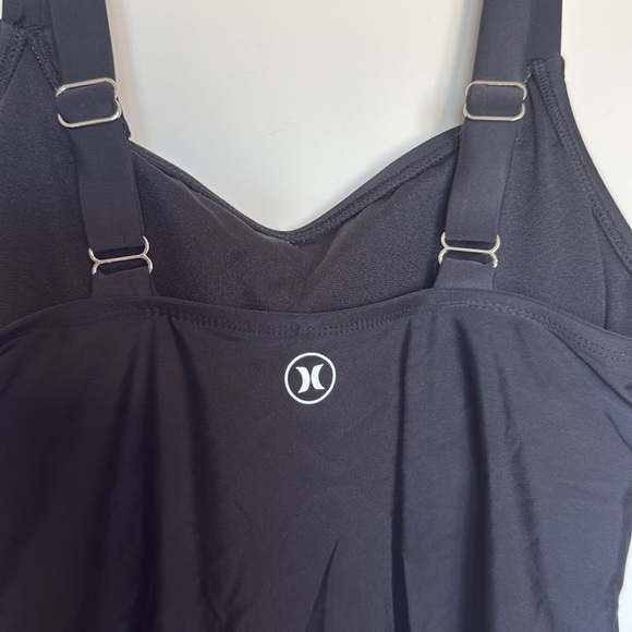 Hurley NEW Medium One Piece Black - Picture 4 of 5